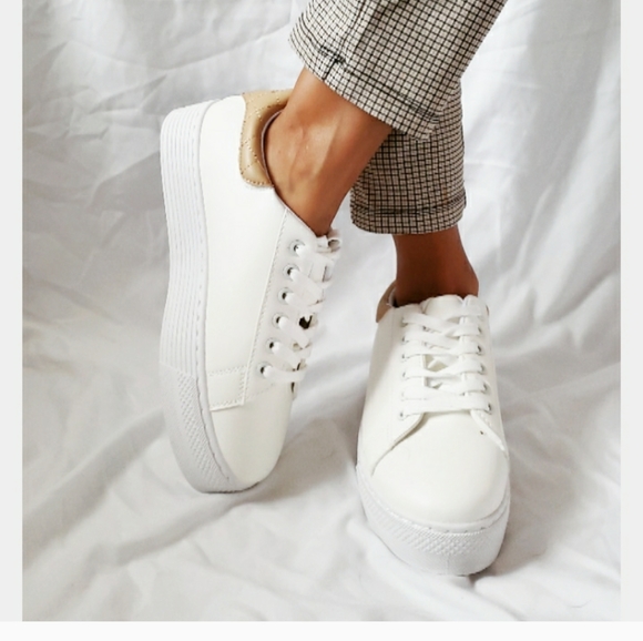 🆕️Back to School//Tan platform sneaker - Picture 6 of 8